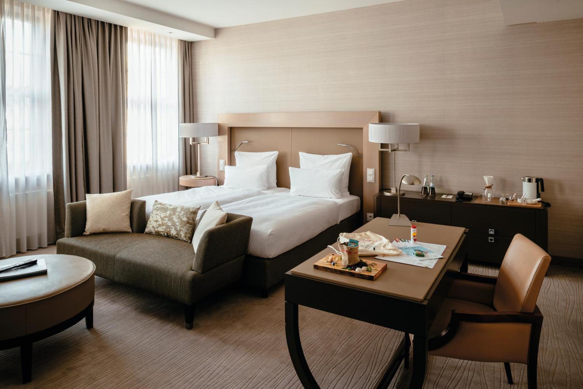 Townhouse 5*