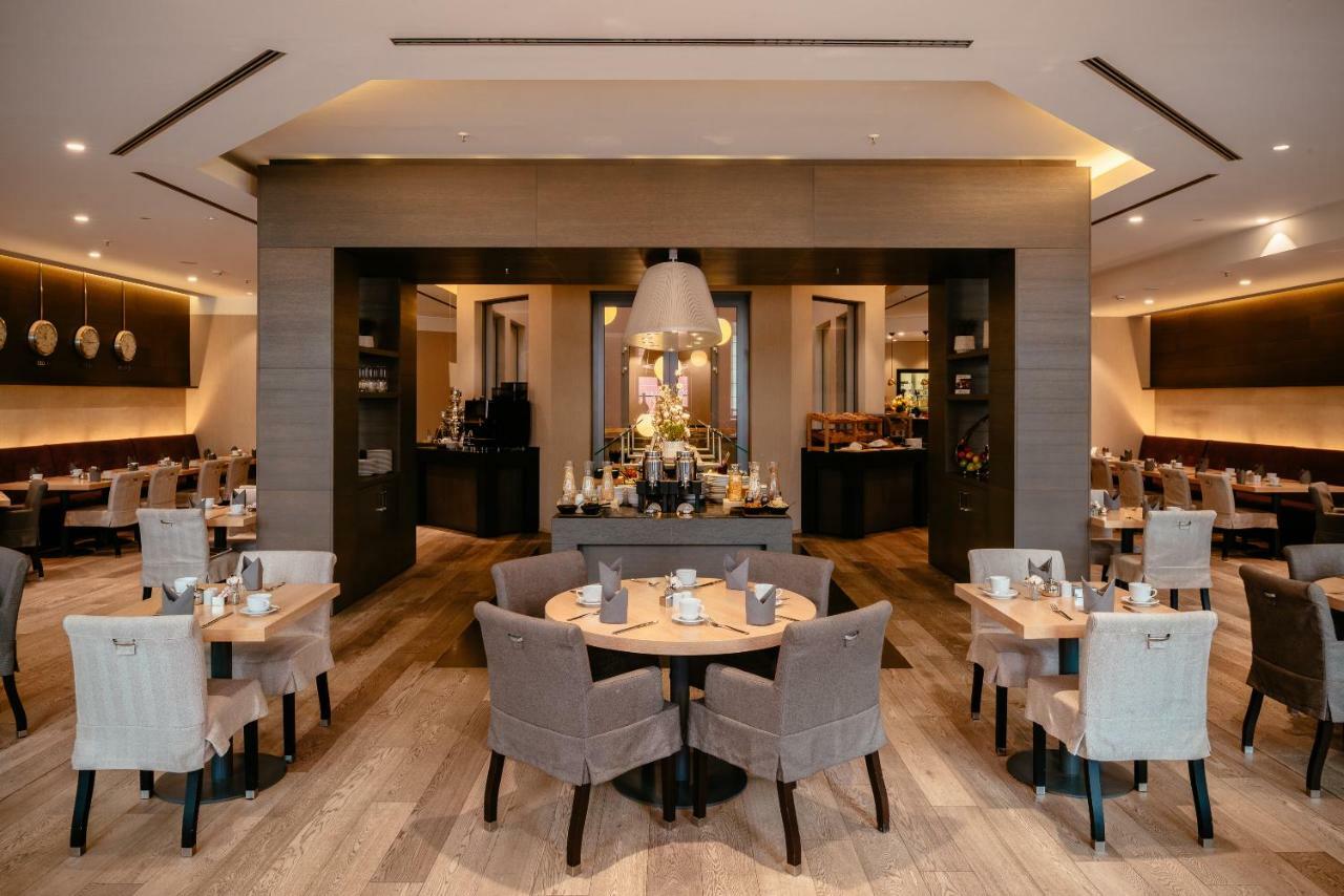 Townhouse Hotel 5*