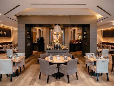 Townhouse Hotel 5*